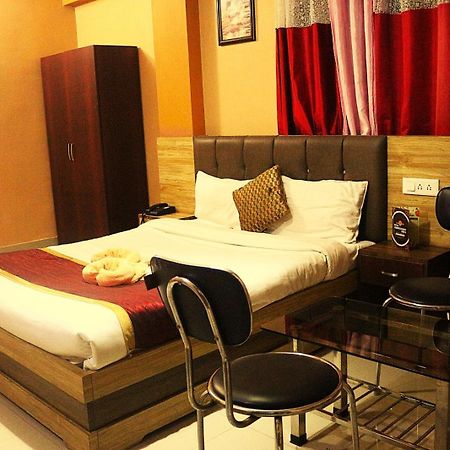 Hotel Jaswin Shanti Priya Дарджилинг Экстерьер фото