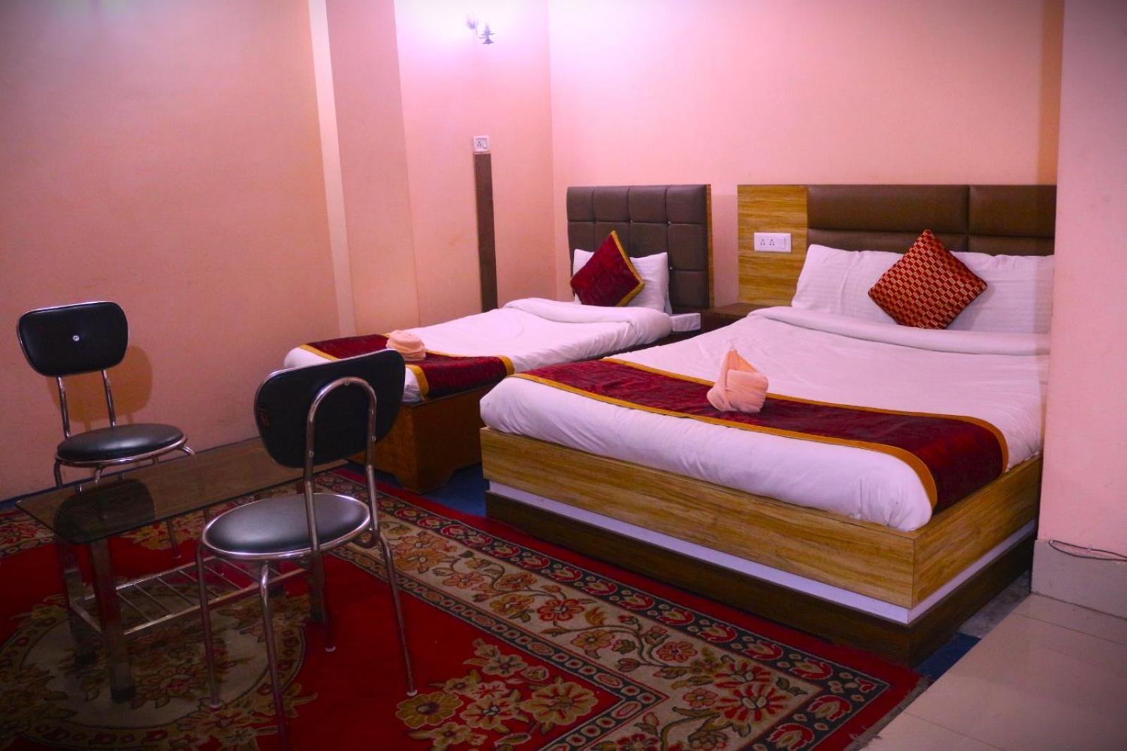Hotel Jaswin Shanti Priya Дарджилинг Экстерьер фото